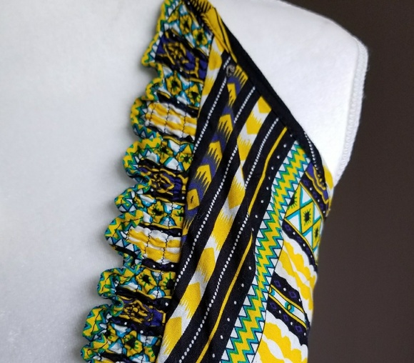 Beautiful multicolored halter dress - Picture 3 of 7